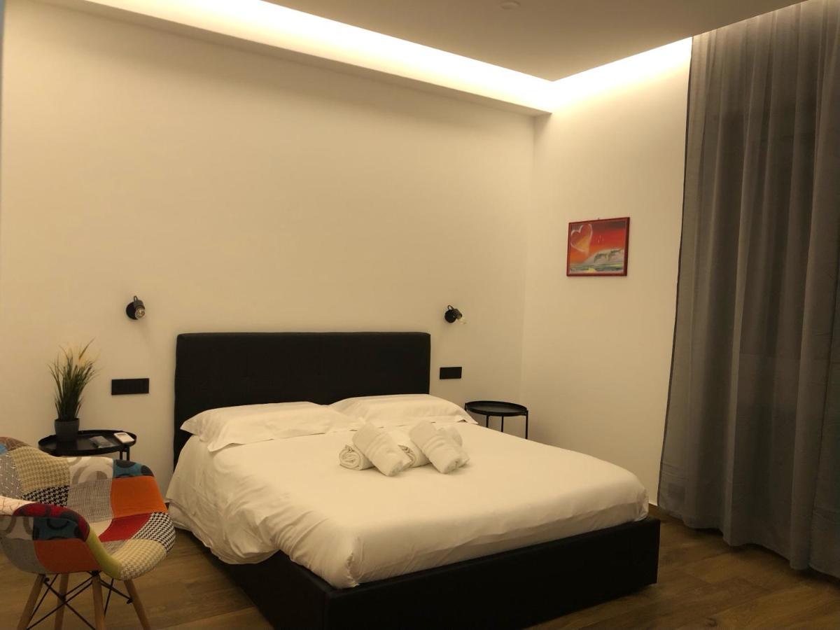 Borgiarooms Luxury Apartment Milazzo Esterno foto