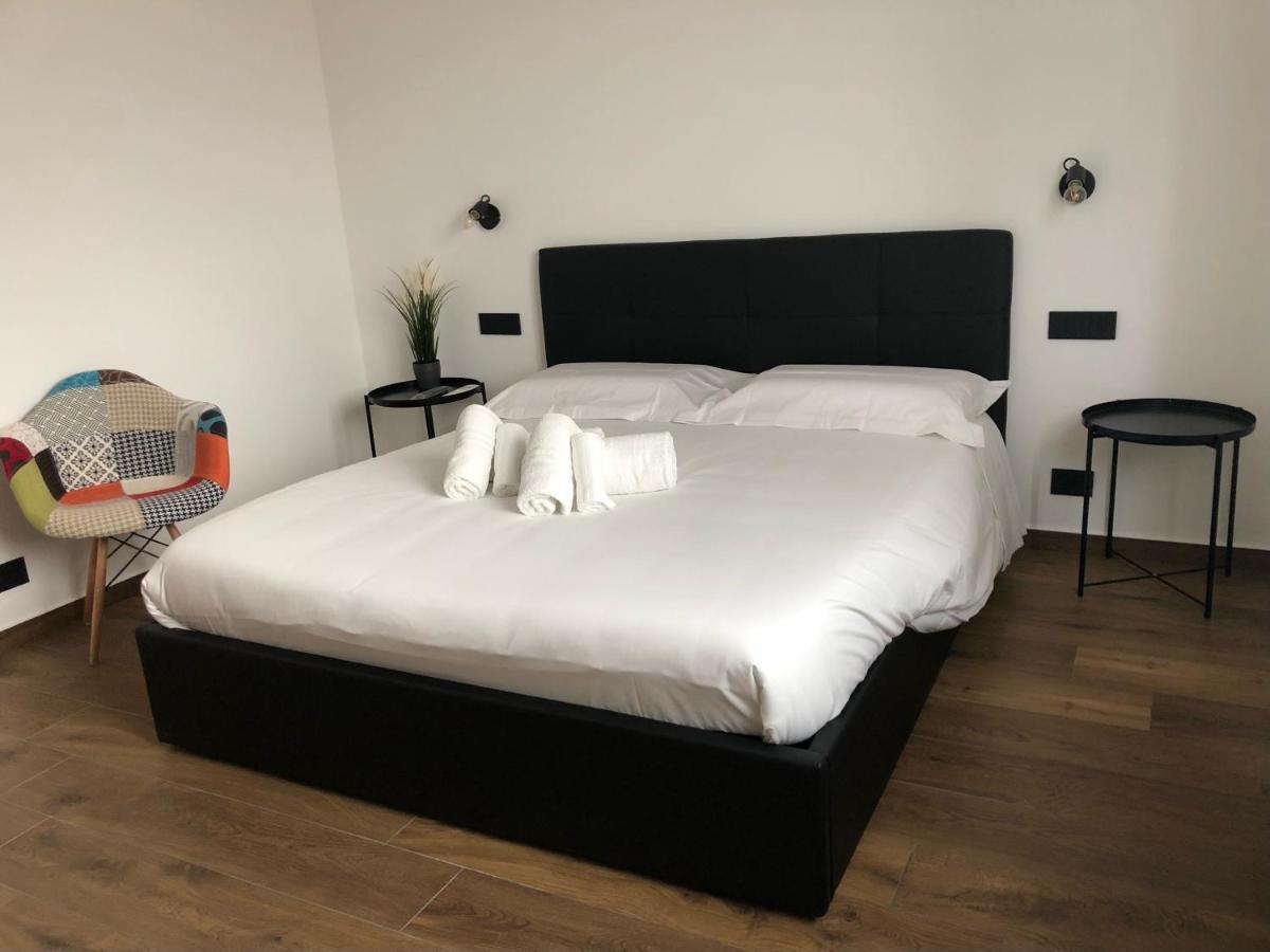 Borgiarooms Luxury Apartment Milazzo Esterno foto