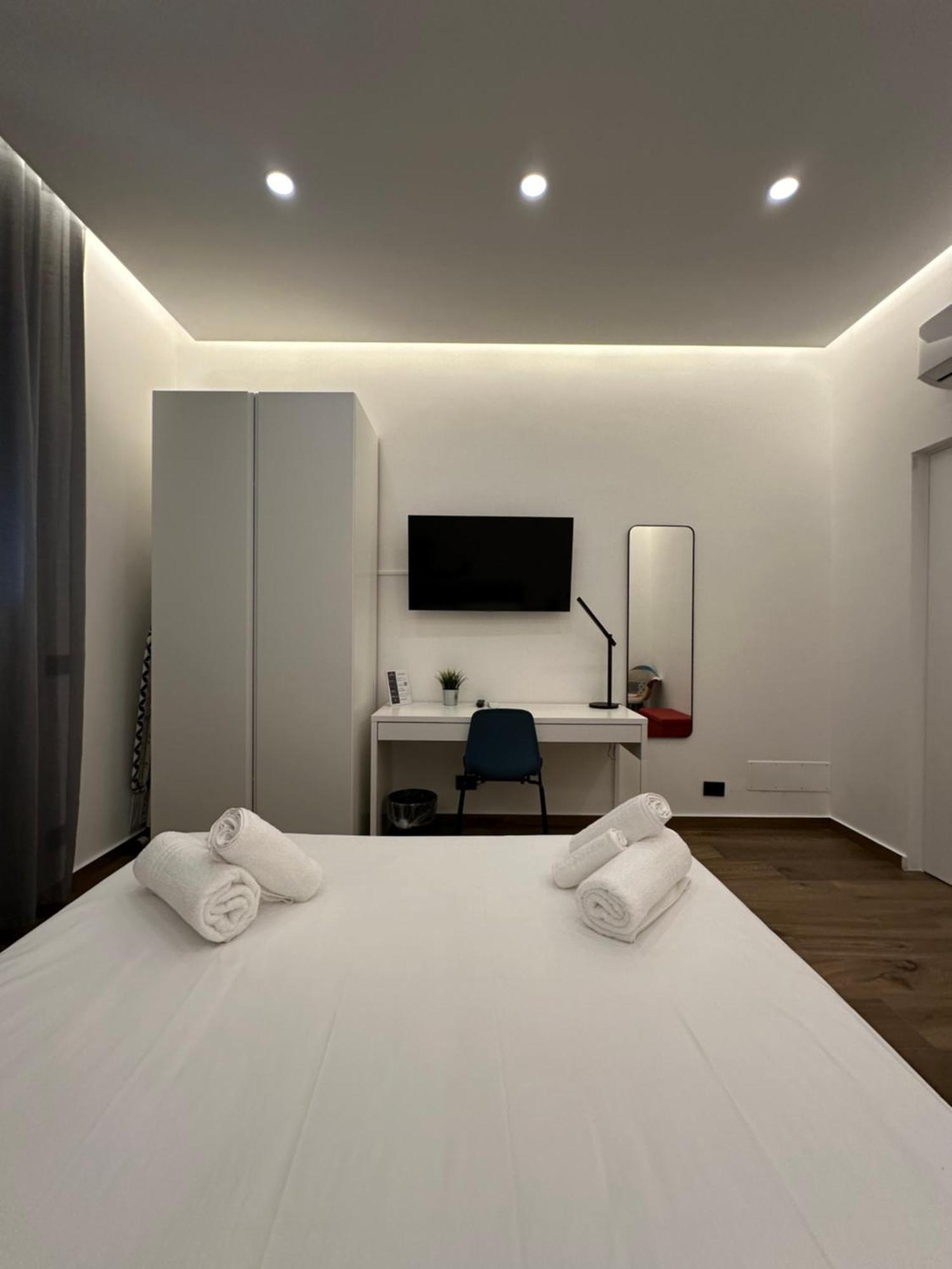 Borgiarooms Luxury Apartment Milazzo Esterno foto