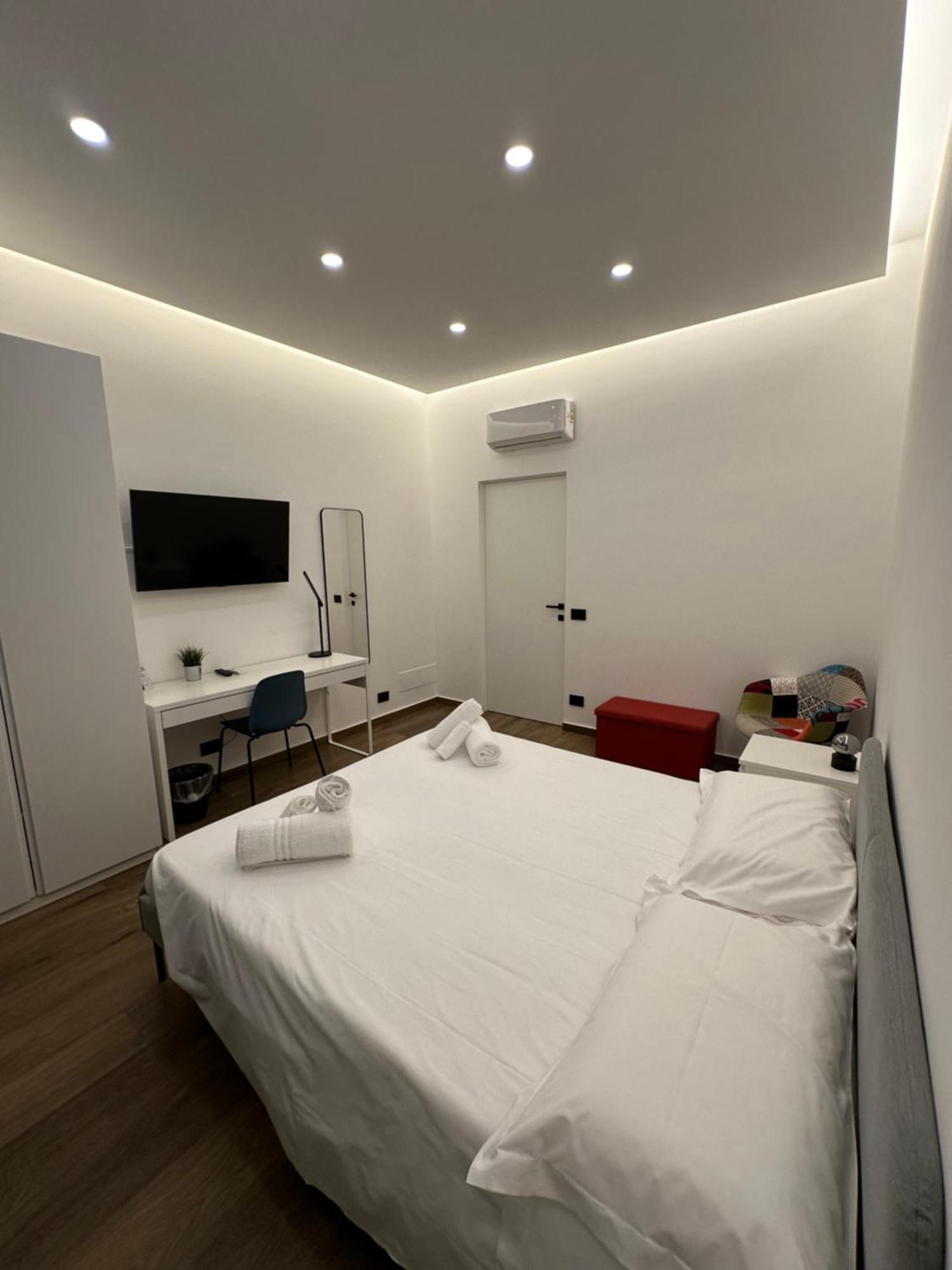 Borgiarooms Luxury Apartment Milazzo Esterno foto